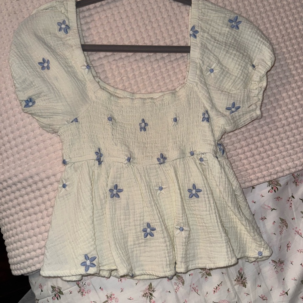 Floral Embroidered Cream Top